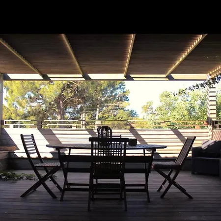 Etage De A Cala-rossa Proche Des Plages